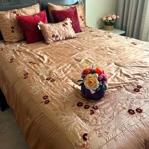 Decorative small pillow